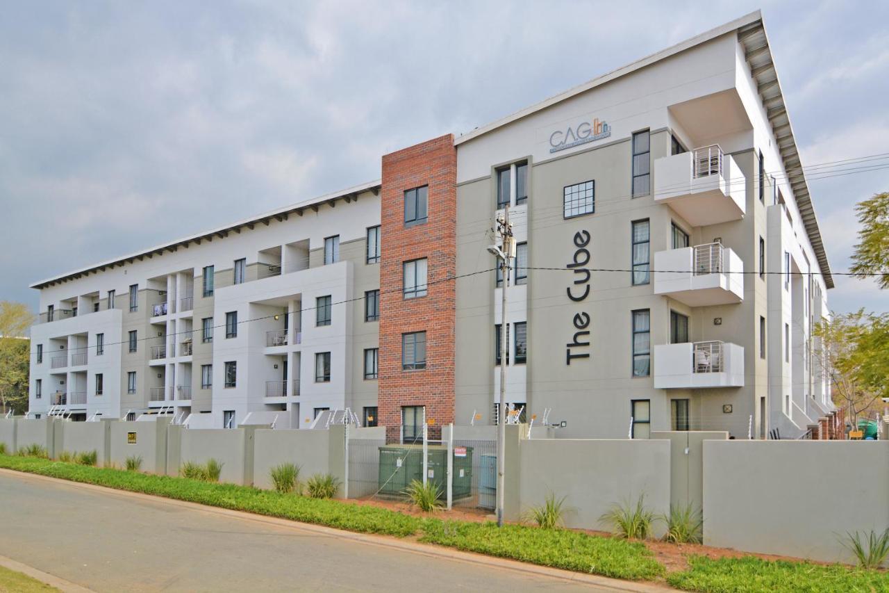 Zwelakho Furnished Apartments The Cube Johannesburgo Exterior foto