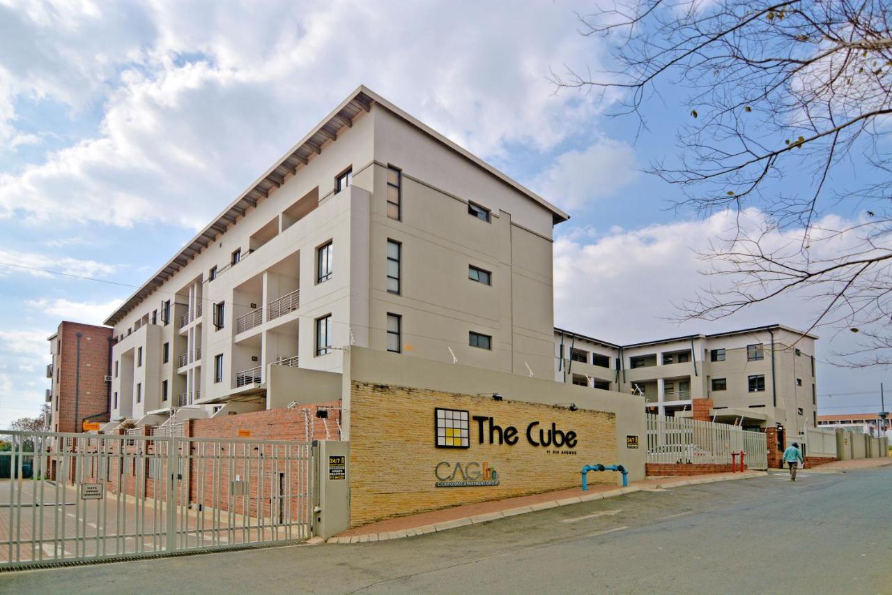 Zwelakho Furnished Apartments The Cube Johannesburgo Exterior foto